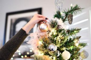 Pasos para decorar bien el árbol de navidadPasos para decorar bien el árbol de navidad
